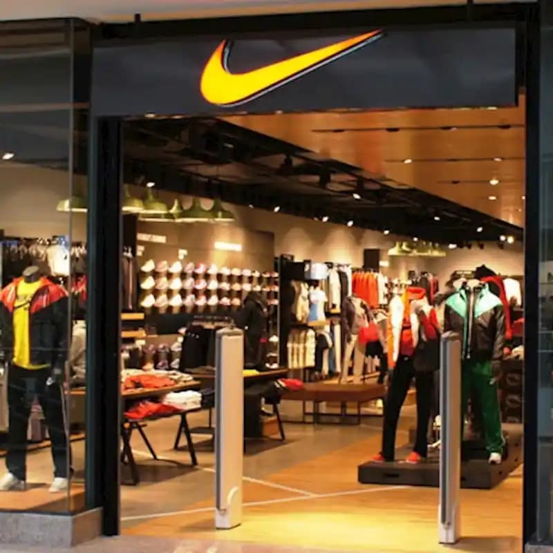 Ankara Nike Mağazası: Moda ve Sporun Buluştuğu Modern Alışveriş Noktası