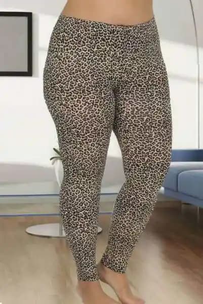 Araya Giren Tayt Modelleri: Moda ve Fonksiyonelliğin Buluştuğu Güncel Trendler