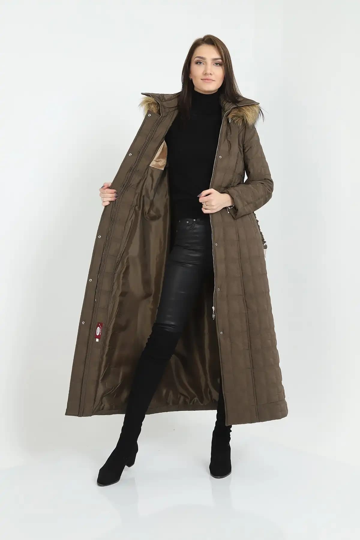 Asker Yeşili Mont Modasında Güncel Trendler ve Stil İpuçları