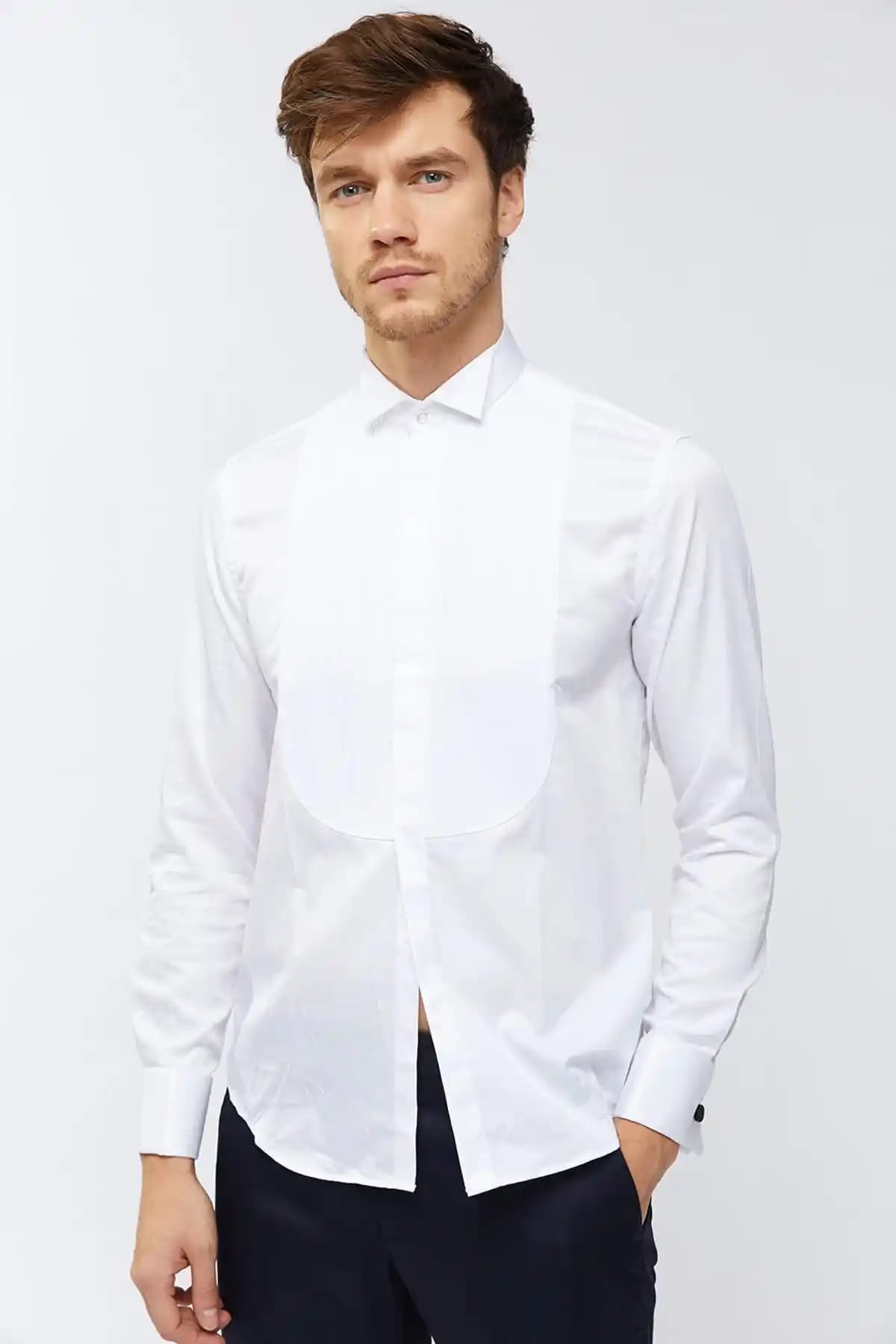 Avva Smokın Koleksiyonu Modern ve Şık Tasarımlarla Moda Dünyasında Öne Çıkıyor