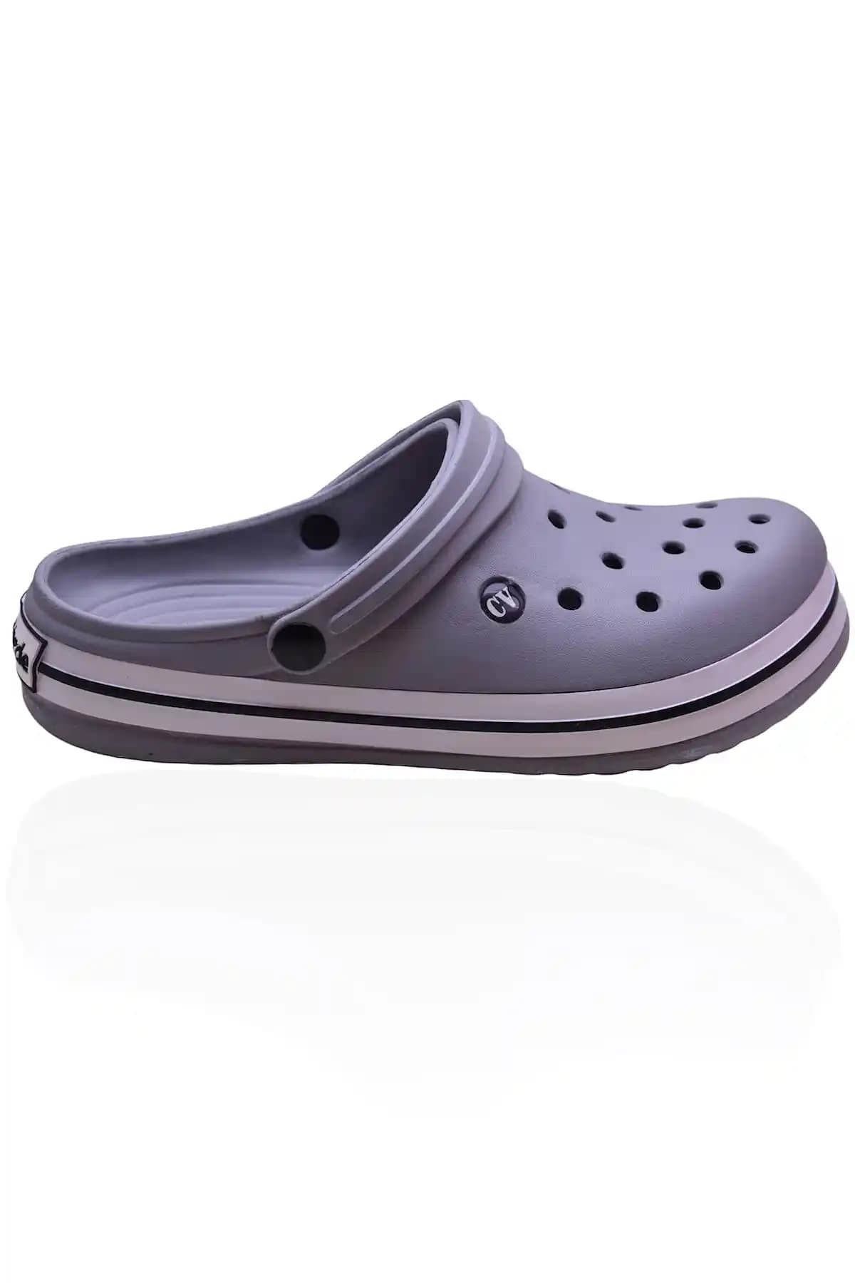 Ayakkabı Tarzı Terlikler: Moda ve Konforun Buluştuğu Güncel Trendler ve Modeller