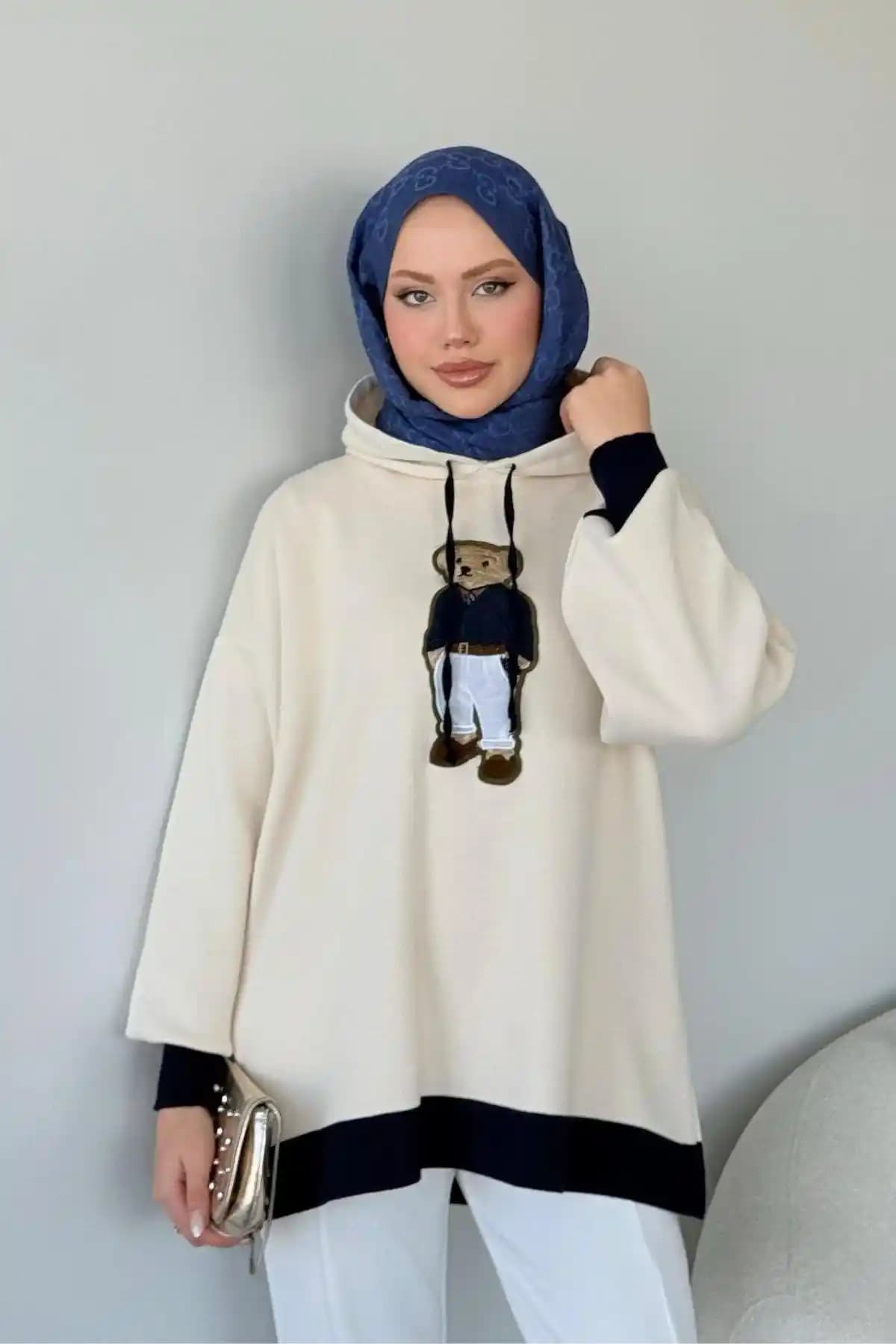 Ayıcıklı Sweatshirtler Moda Dünyasında Rahatlık ve Eğlenceyi Birleştiren Trend