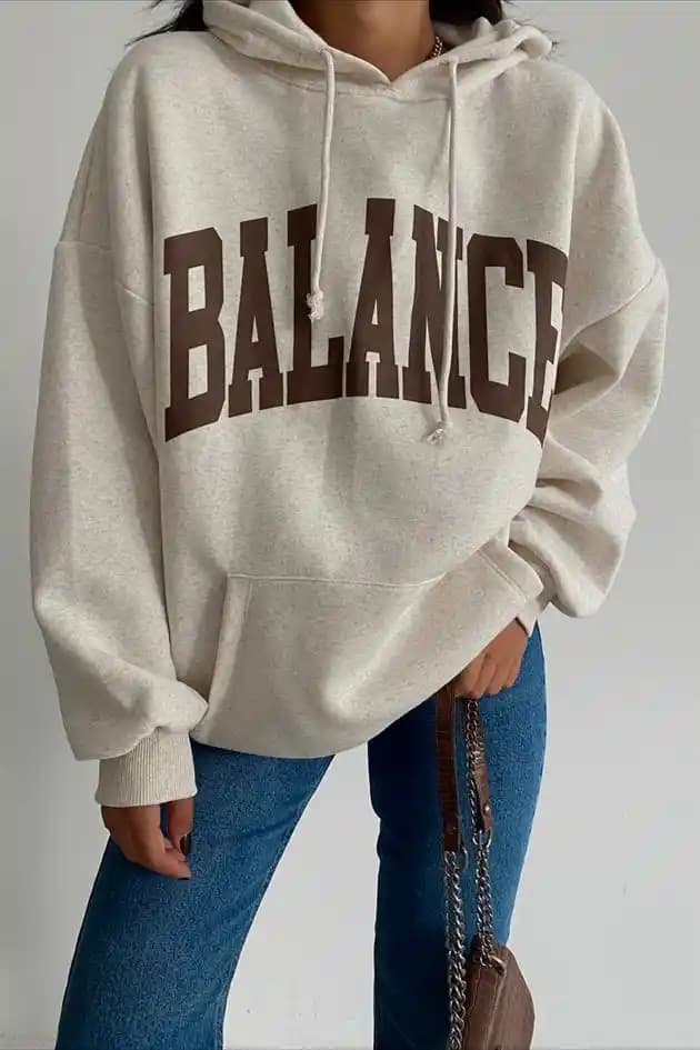 Balans Sweatshirt Modasında Rahatlık ve Şıklığın Modern Buluşması