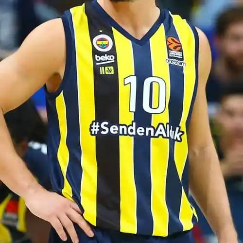Basketbol Formaları ve Moda Dünyasında Güncel Trendler ve Tasarım Yaklaşımları