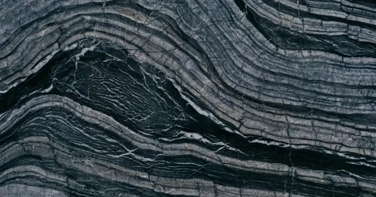 Bayan Deri Ayakkabı Modelleri ve Seçiminde Dikkat Edilmesi Gerekenler