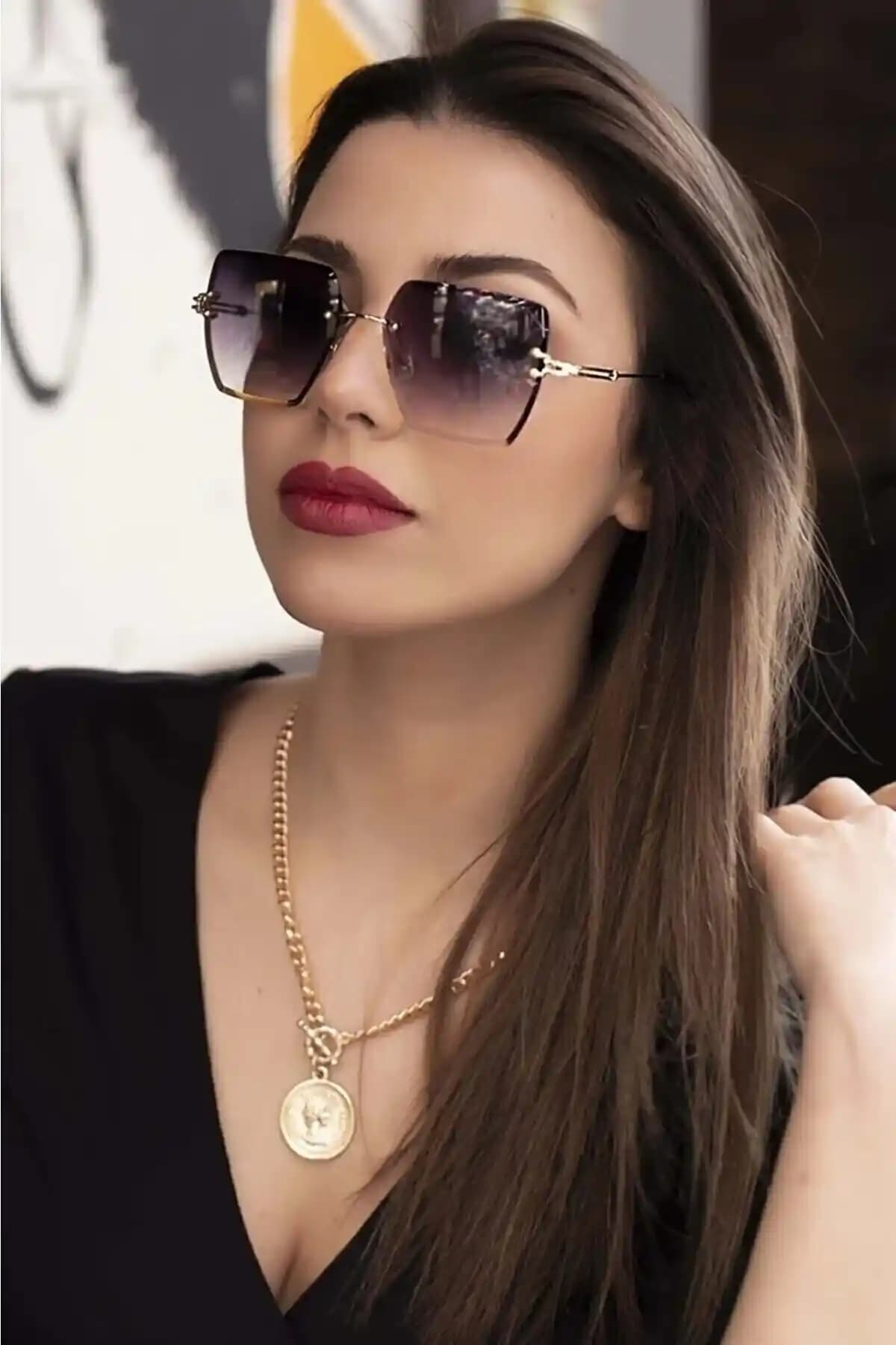 Bayan Güneş Gözlüğü Markaları ve Moda Trendleri 2023 Güncel Seçenekler