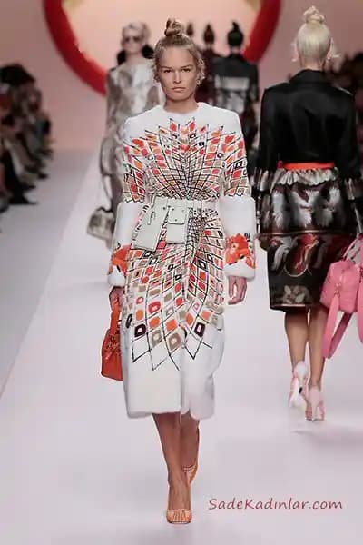 Bayan Kıyafet Markaları ve Moda Dünyasında Kendini İfade Etme Yöntemleri