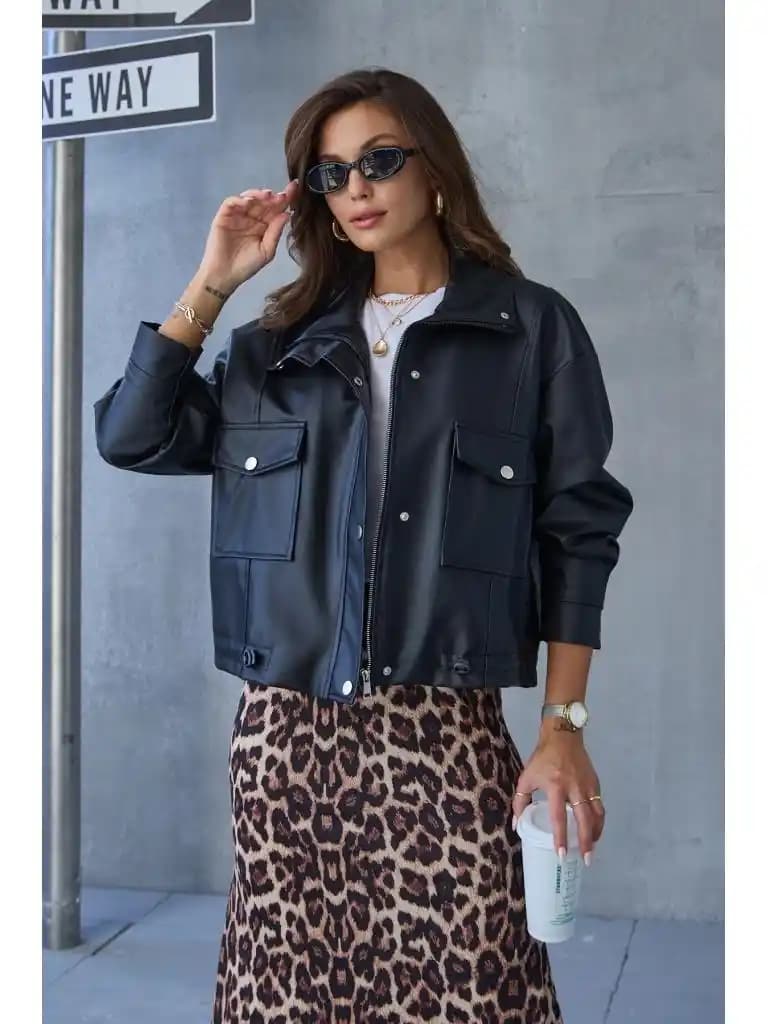 Beli Lastikli Deri Ceketler: Moda Trendleri ve Stil İpuçlarıyla Günlük Şıklık