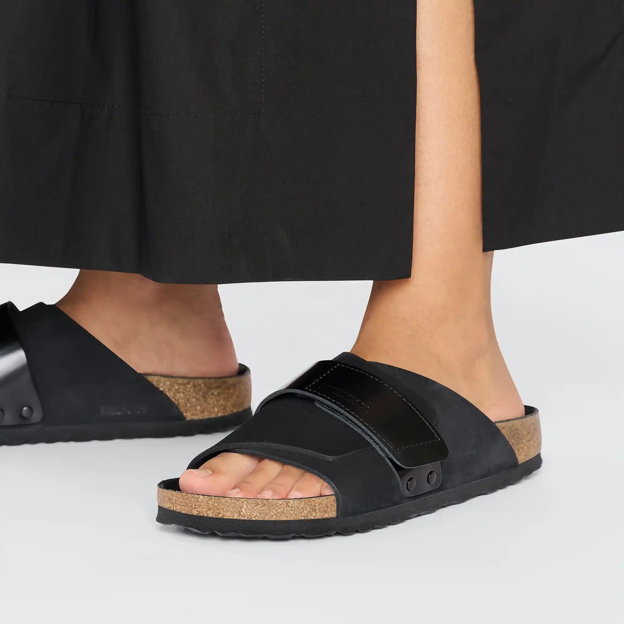 Birkenstock Kyoto: Konfor ve Şıklığı Bir Araya Getiren Modern Ayakkabı Seçeneği