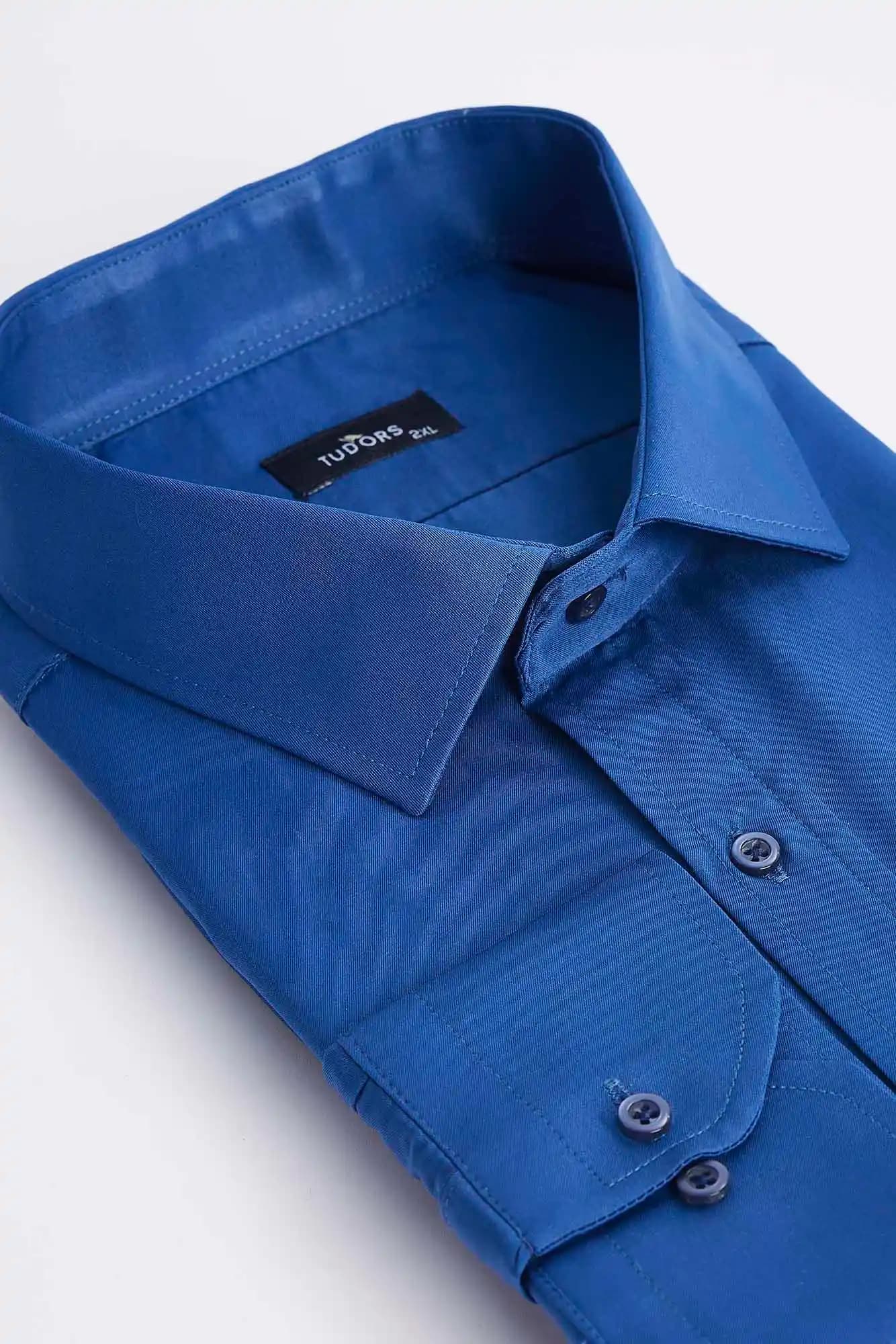 Büyük Beden Erkek Gömlekleri: Moda ve Konforun Bir Arada Olduğu Seçenekler