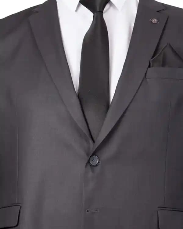 Büyük Beden Erkek Takım Elbisesi Seçimi ve Stil İpuçları 2024