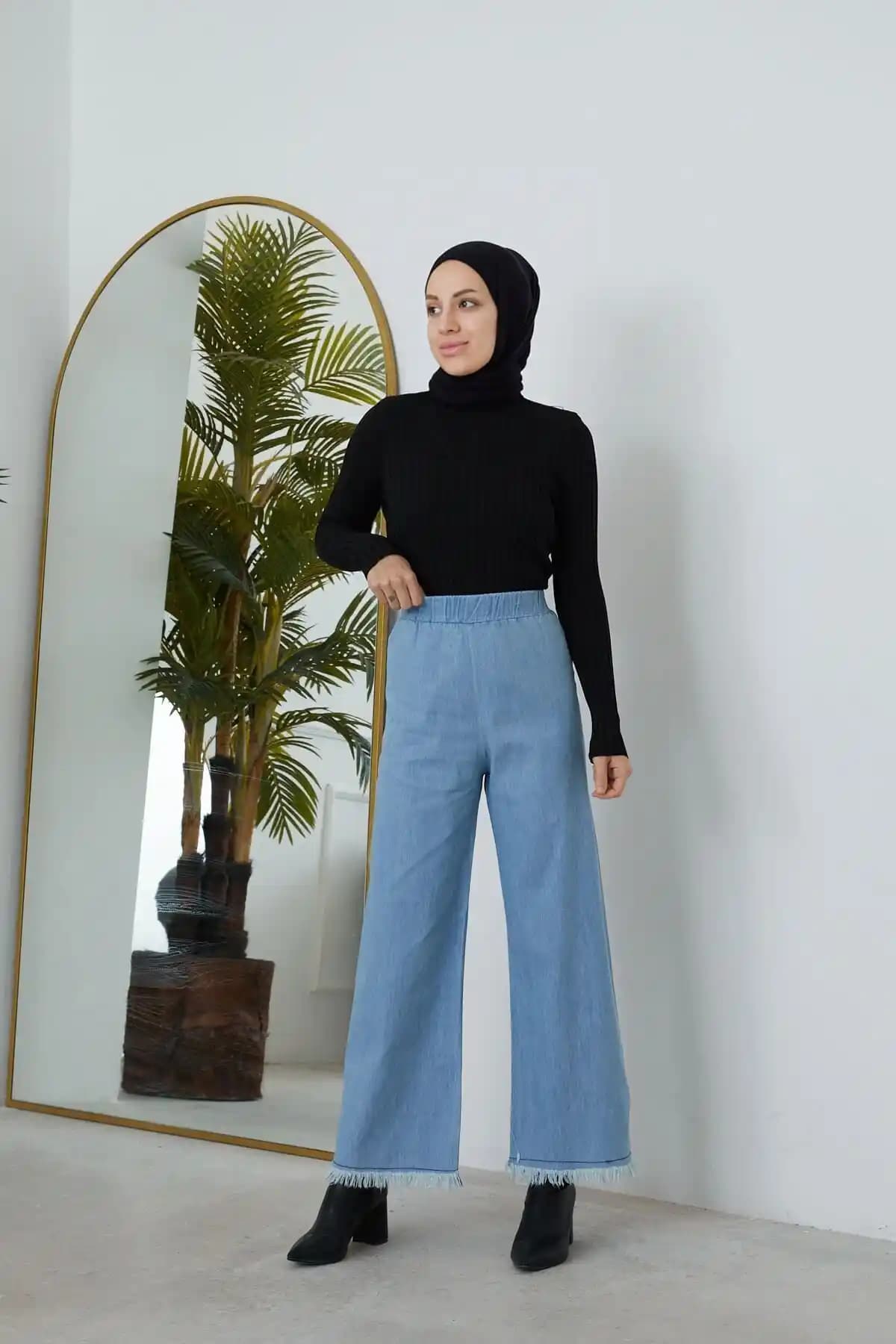 Buz Rengi Pantolonların Moda Dünyasındaki Yeri ve Stil İpuçları