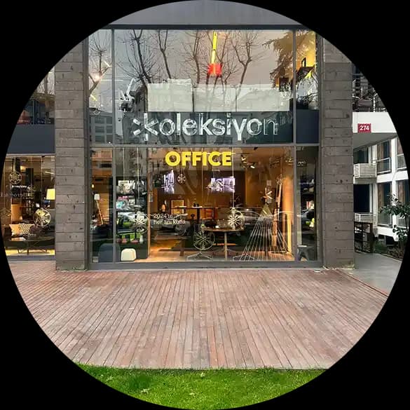 Caddebostan Mağazaları İstanbul'un Moda ve Alışveriş Cenneti Olmaya Devam Ediyor