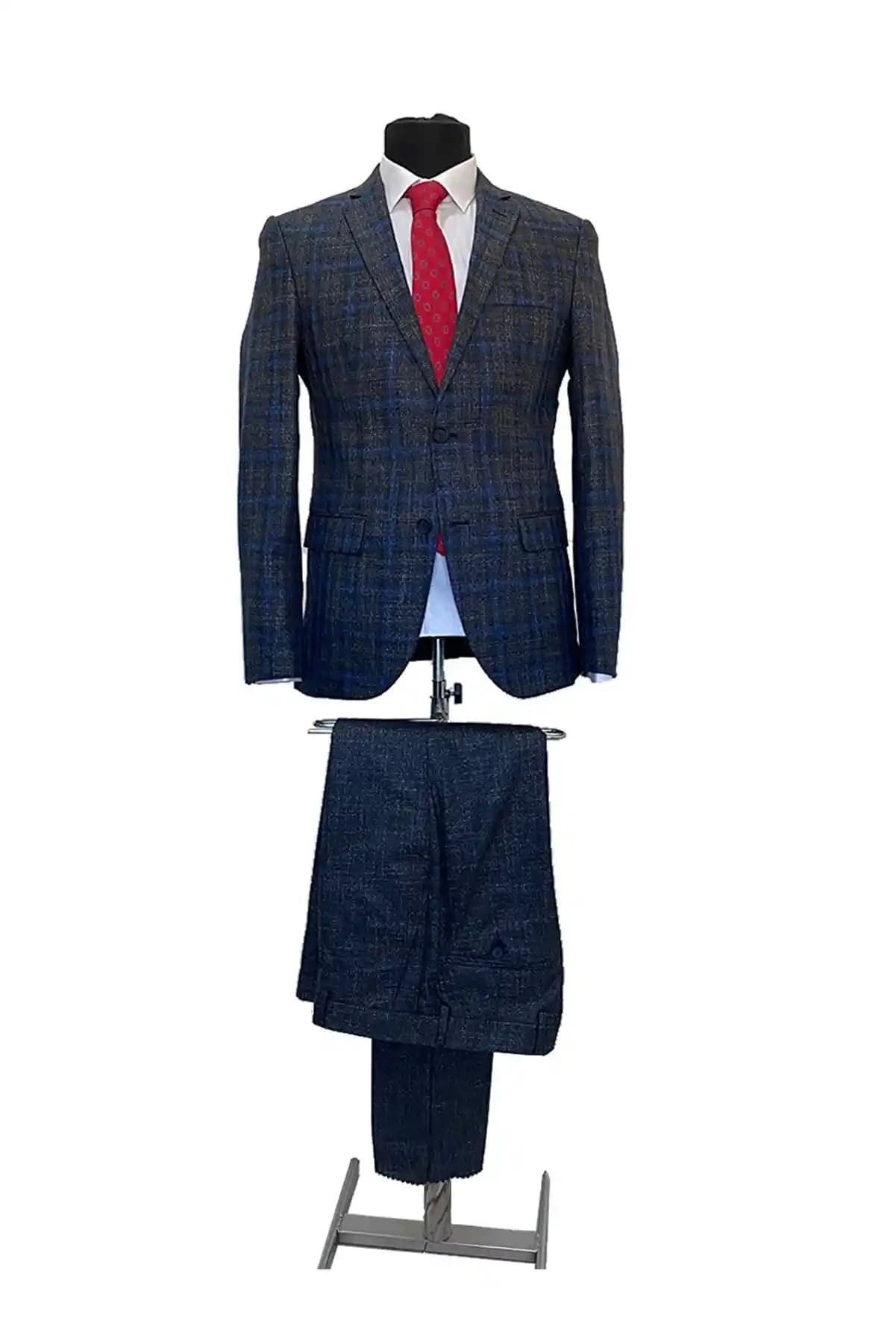 Cashmere Takım Elbise: Lüks ve Şıklığın Zirvesinde Konfor ve Stil Önerileri