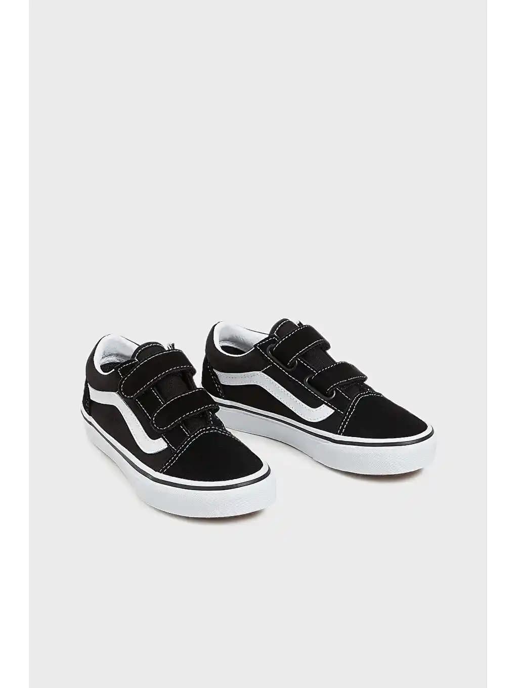 Cırt Cırtlı Vans Modelleri ile Günümüz Moda Trendlerini Yansıtın
