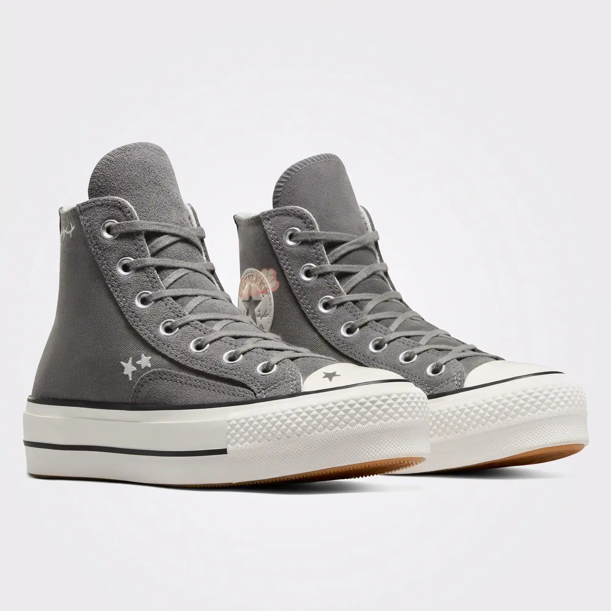 Converse etiketi: gençlik ve sokak modasının ikonik temsilcisi