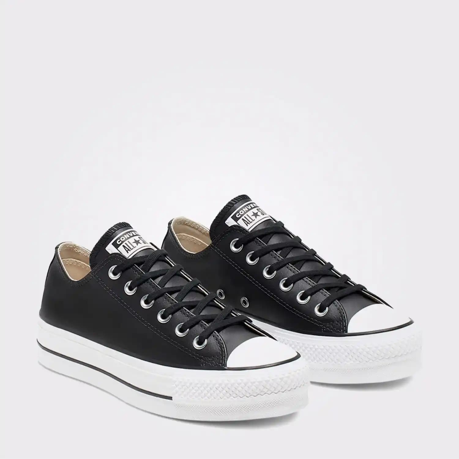 Converse Siyah All Star: Moda Dünyasında Zamansız ve Çok Yönlü Bir İkon