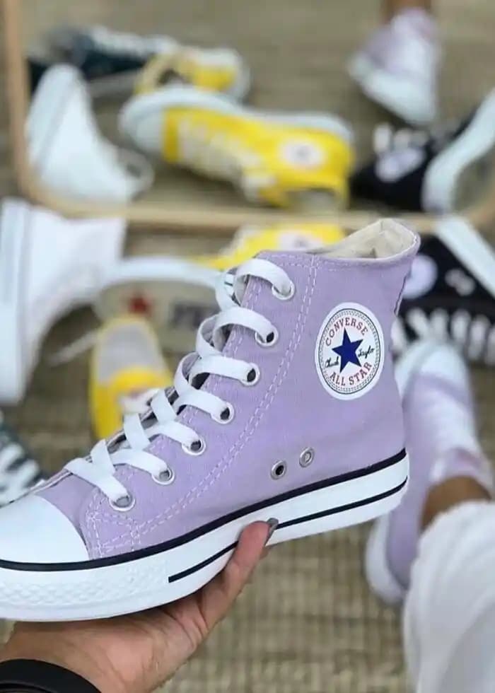 Converse Yeni Sezon Koleksiyonlarıyla Moda Dünyasında Yenilik ve Tarzın Buluşması