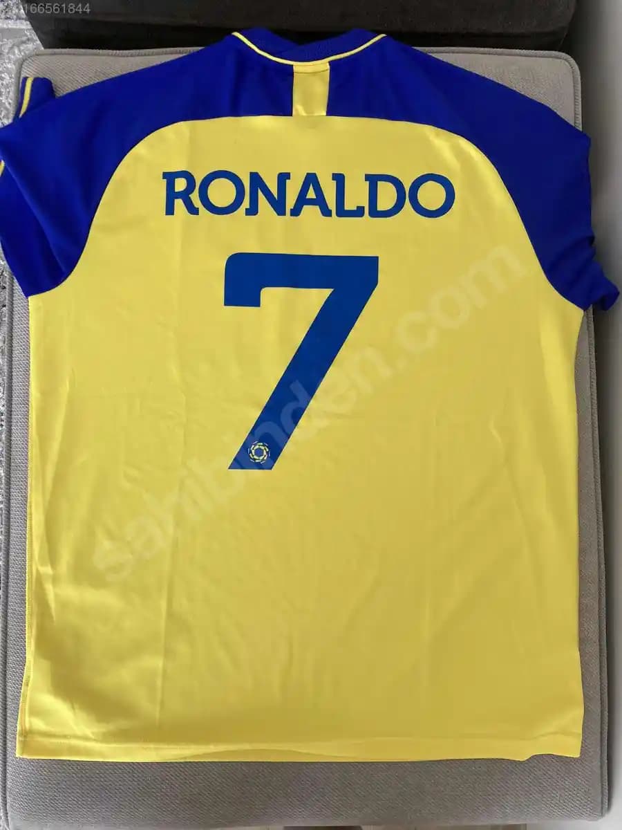 Cristiano Ronaldo'nun Moda ve Spor Dünyasında Forma Tasarımının Evrimi ve Trendleri