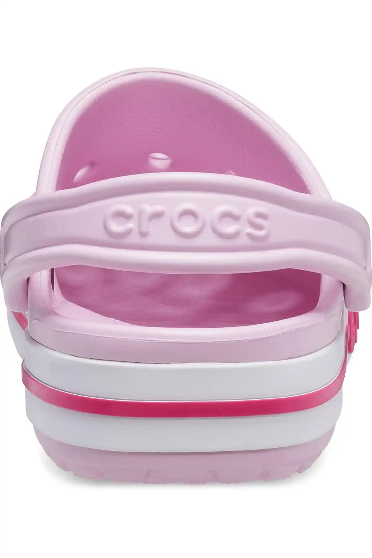 Crocs Bayaband Pembe Ayakkabı: Renkli ve Konforlu Günlük Moda Trendleri