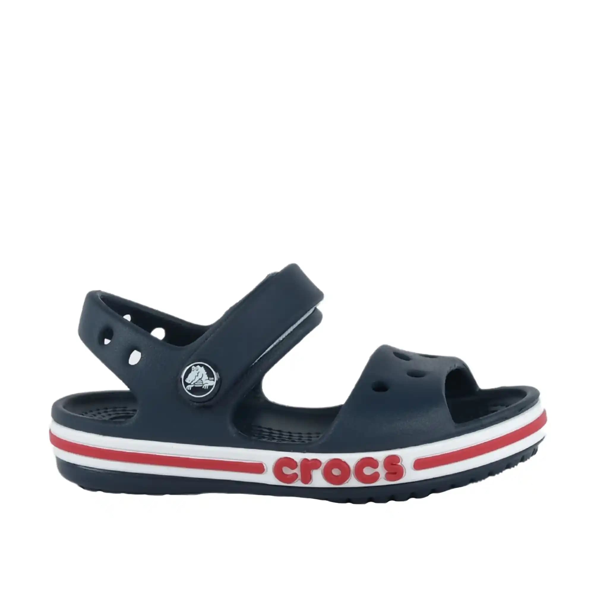 Crocs Bebek Sandaletleri: Konfor ve Şıklığın Modern Birleşimi