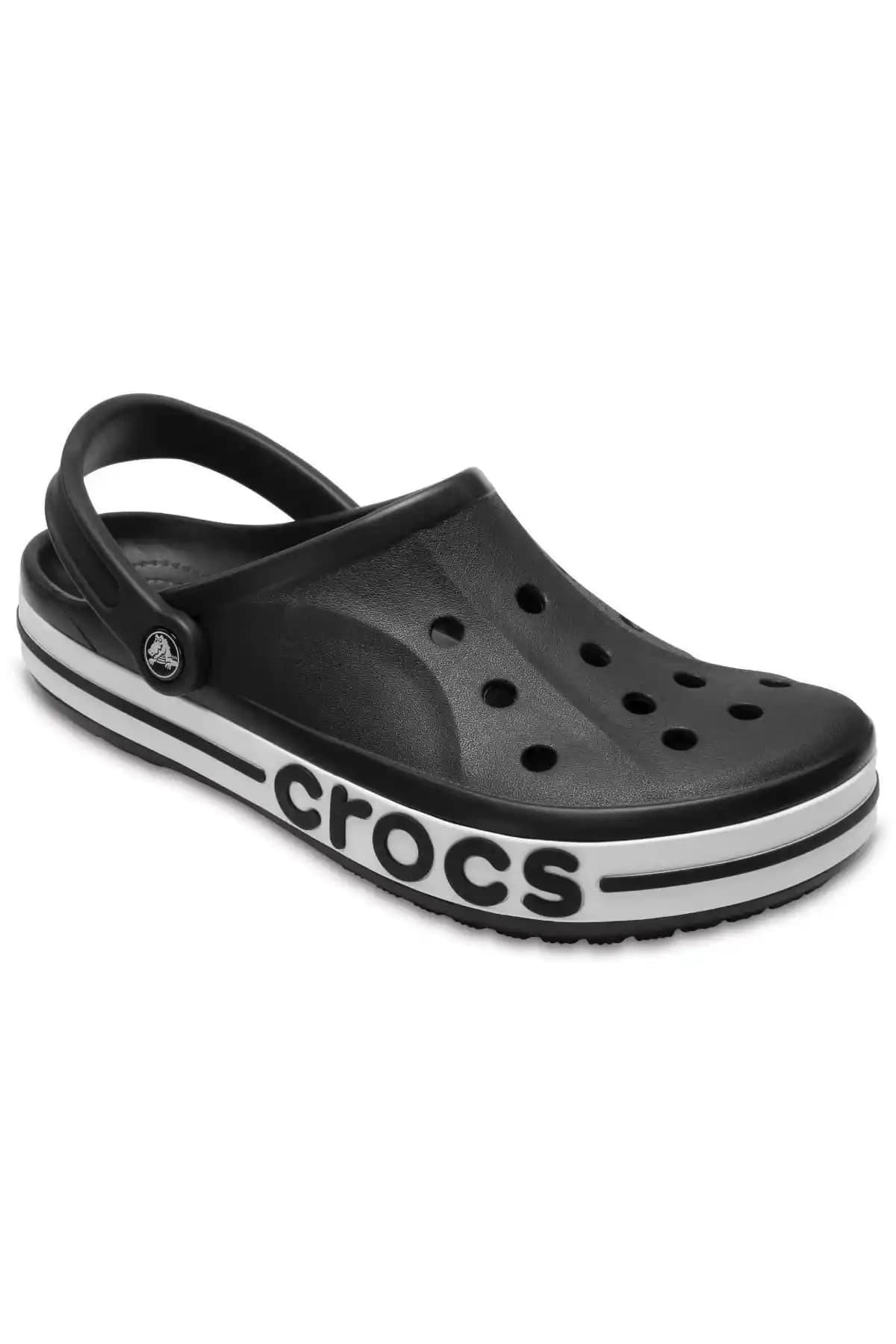 Crocs Dolgu Topuk Terlikler: Rahatlık ve Şıklığın Modern Moda Trendleriyle Buluşması