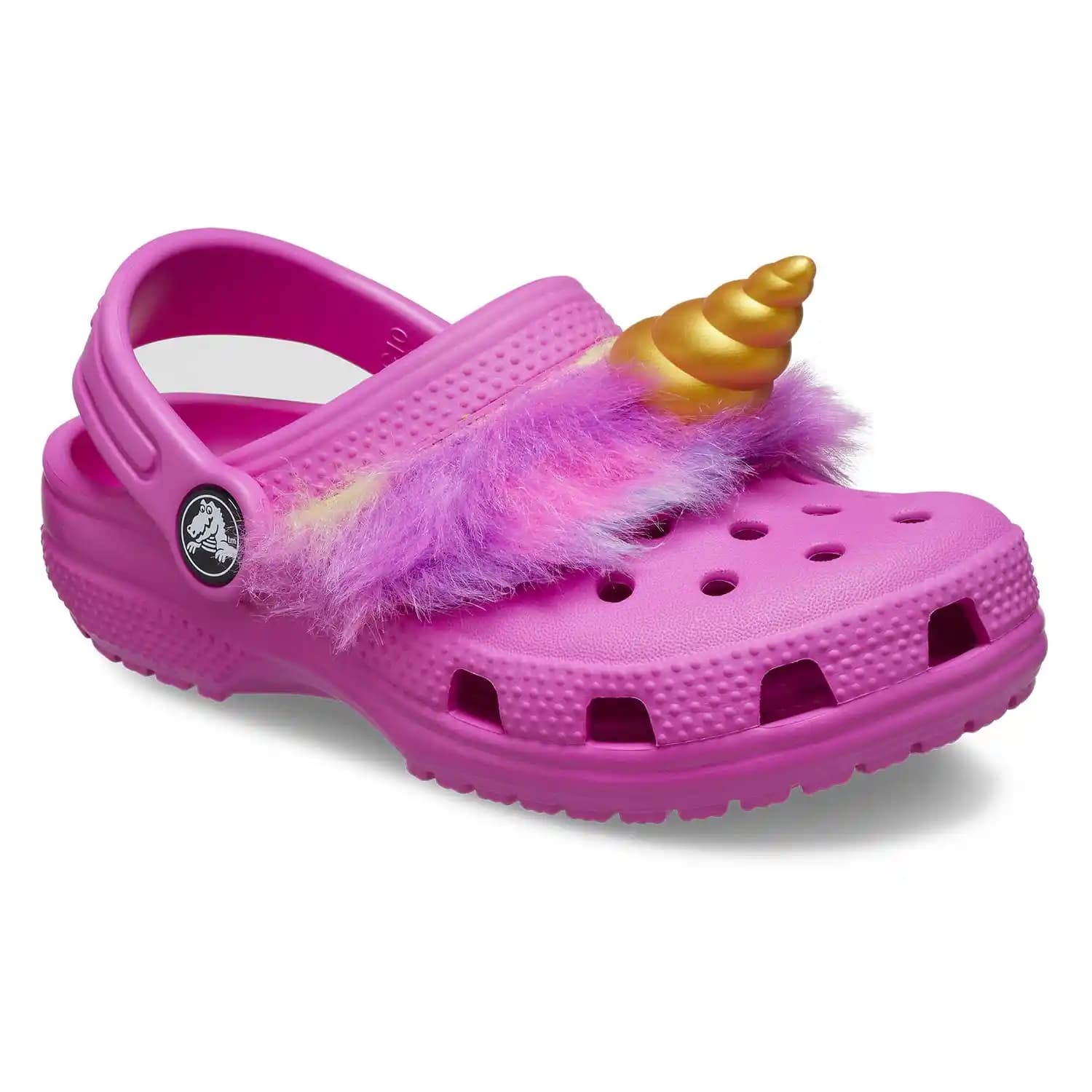 Crocs ve Unicorn Temasıyla Renkli Moda Trendleri Günümüz Stilini Yansıtıyor