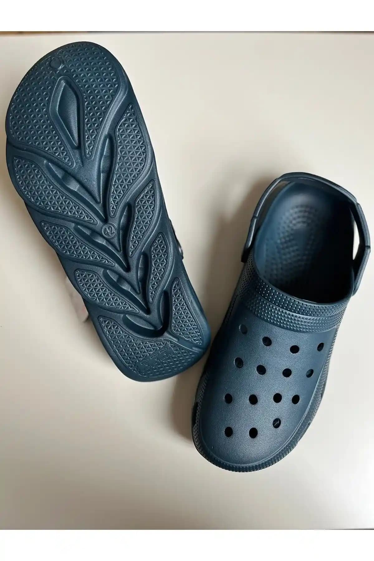 Crocs Yeni Model Terlikler: Moda ve Konforu Bir Arada Sunan Güncel Tasarımlar