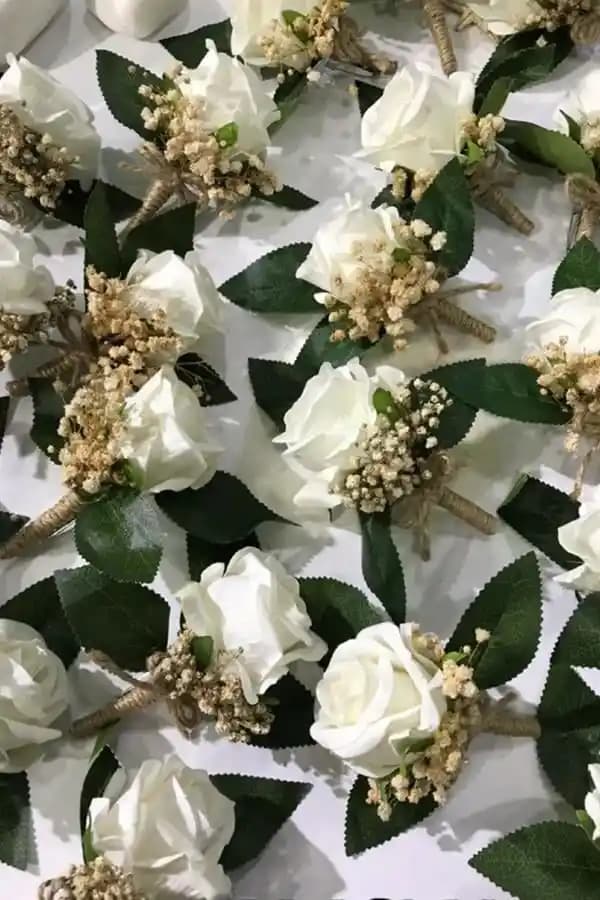 Damat Çiçeği Seçimi ve Trendleri: Düğünlerde Zarif ve Şık Detaylar