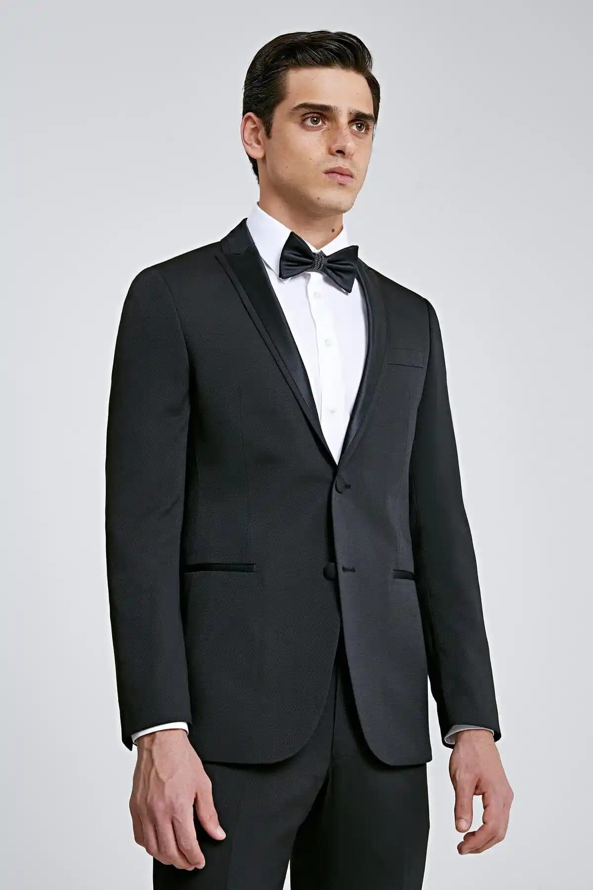 Damat Takım Elbise Seçimi ve Güncel Trendler Hakkında Kapsamlı Rehber