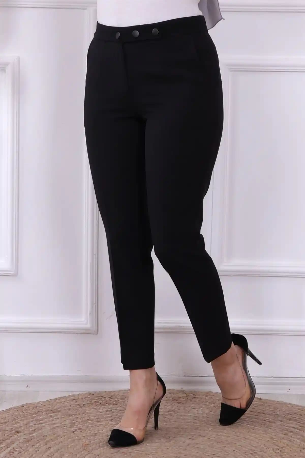 Dar Kumaş Pantolonlar Moda ve Fonksiyonelliğin Modern Buluşması