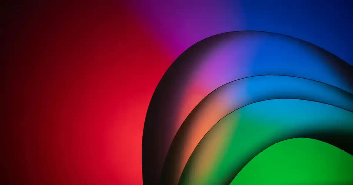 Denim Pantolonların Tarihçesi ve Günümüz Moda Trendlerindeki Yeri