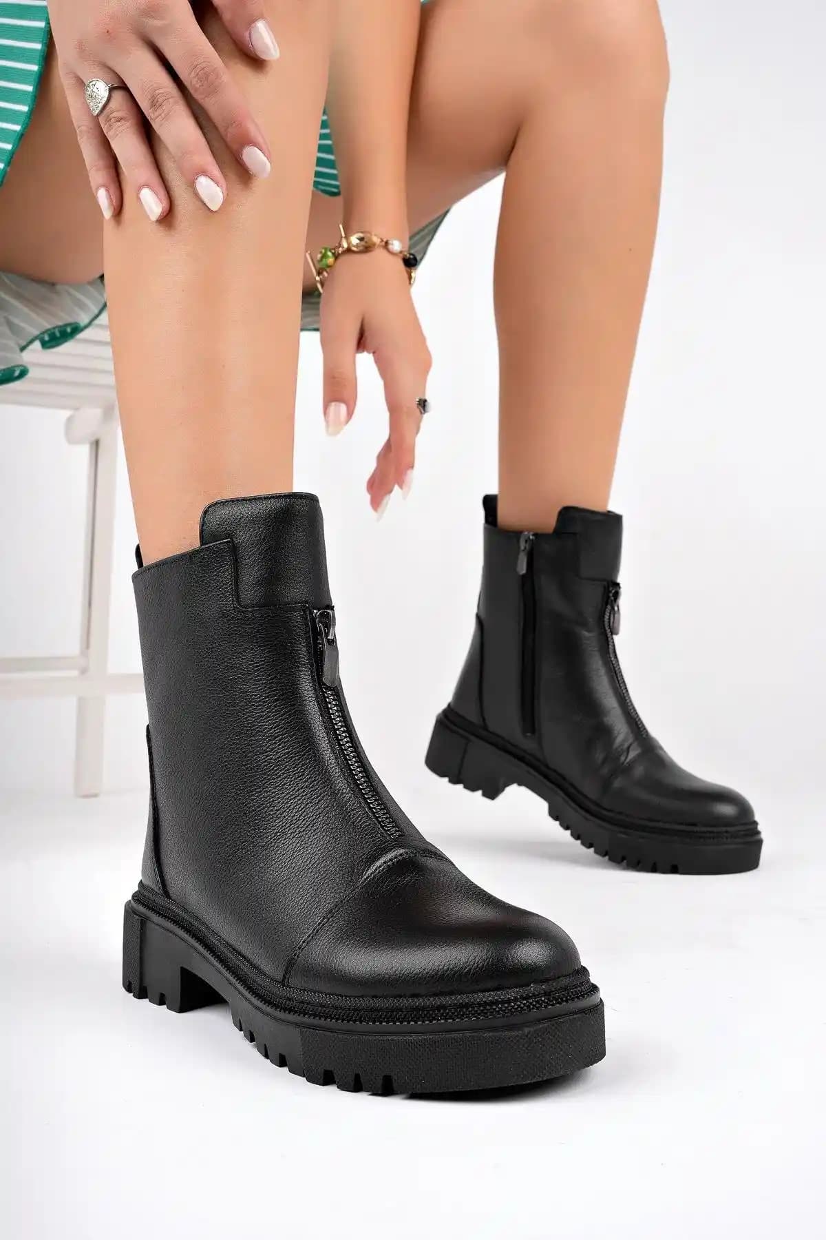 Deribot ile Moda Endüstrisinde Geleceğin Trendlerini Yönlendiren Yenilikler