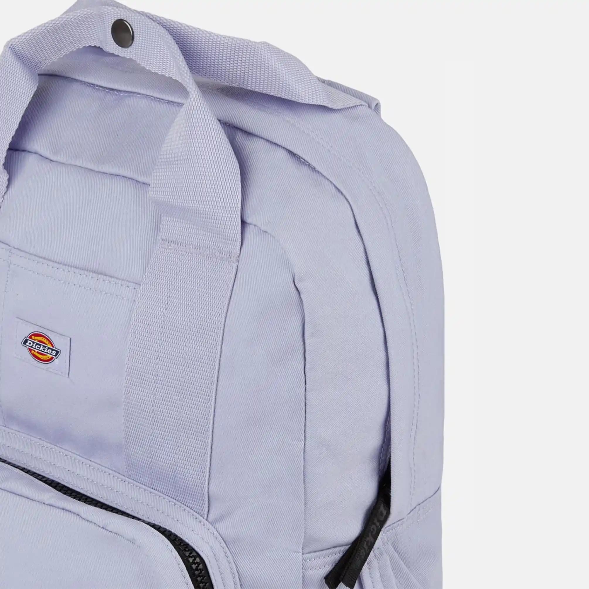 Dickies Sırt Çantası: Moda ve İşlevselliğin Mükemmel Dengesi Güncel Trendler ve Stil İpuçlarıyla
