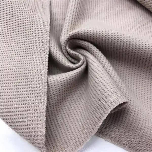 Dokulu Kumaşların Moda Dünyasındaki Yeri ve Tasarımda Kullanım İpuçları