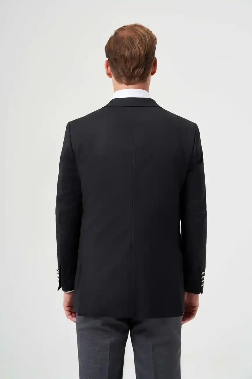 Drop blazer ceketlerin tasarım özellikleri, stil önerileri ve moda dünyasındaki yeri hakkında detaylı bilgi