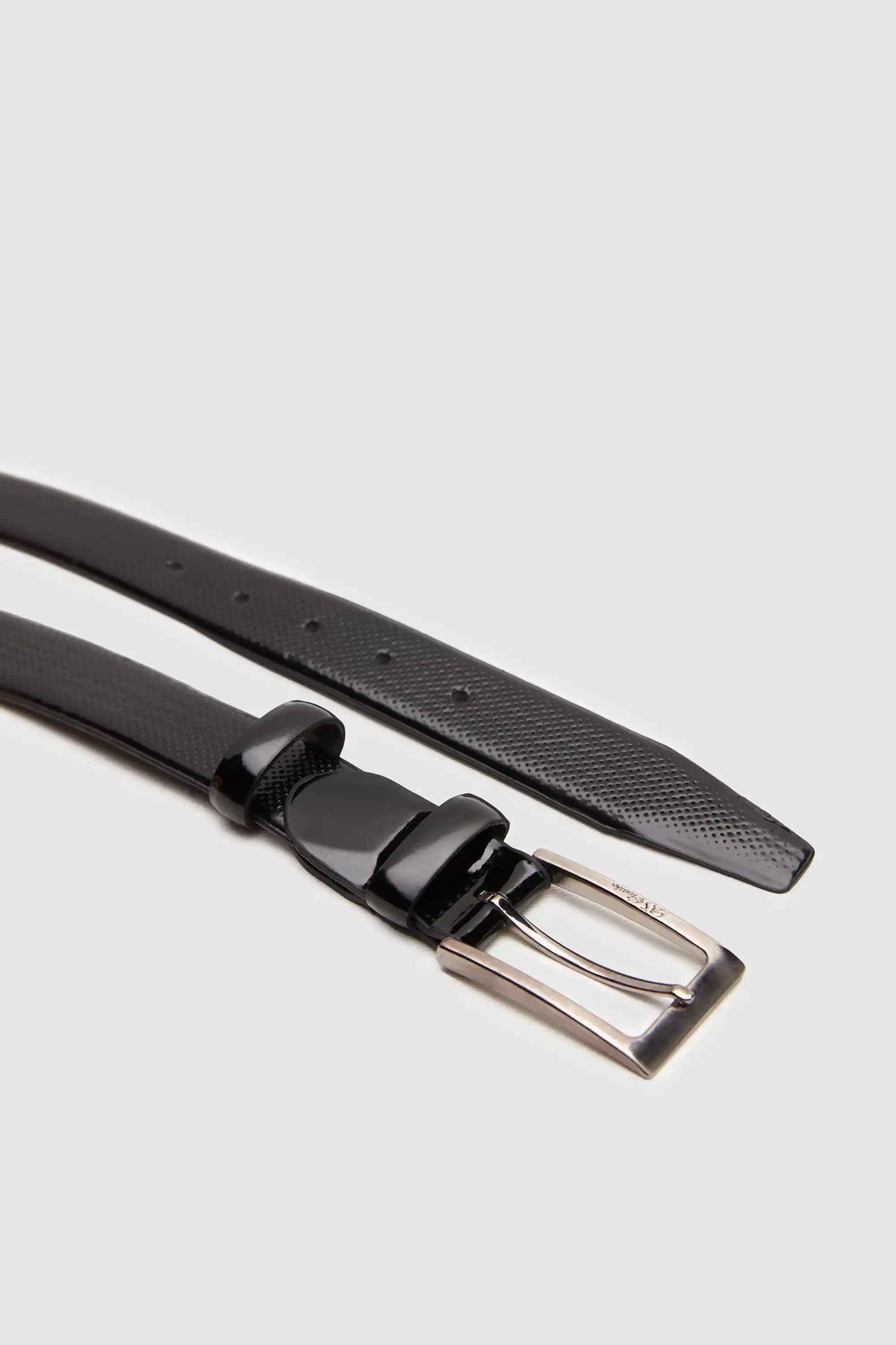 DS Damat Kemerleri Modern Şıklığın Detaylarda Saklı Büyüsü ve Stil İpuçları