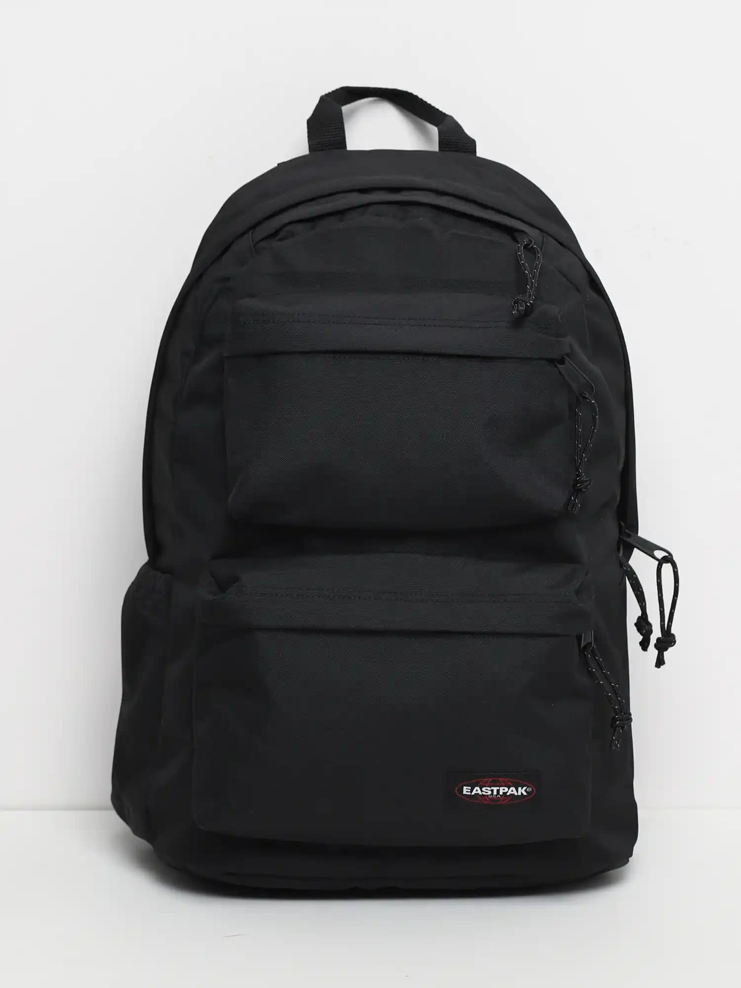 Eastpak Padded Double Çanta: Moda ve Fonksiyonelliği Bir Arada Sunan Güncel Trend