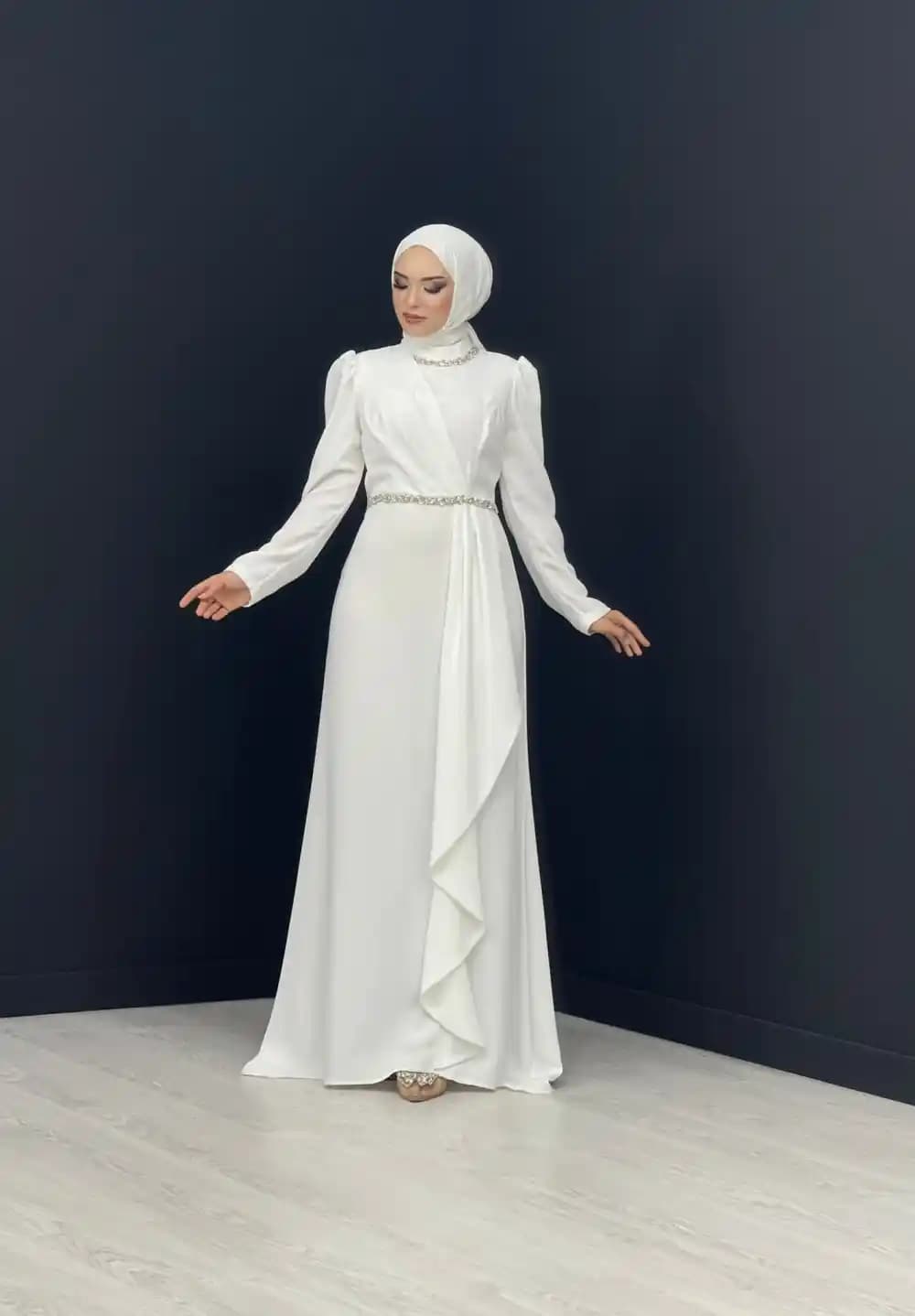 Ekru Beyazın Moda Dünyasındaki Yeri ve Kombinasyon İpuçları