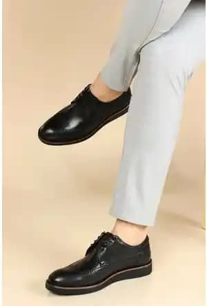 En İyi Kundura Markaları ve Moda Dünyasında Ayakkabı Seçimi Rehberi