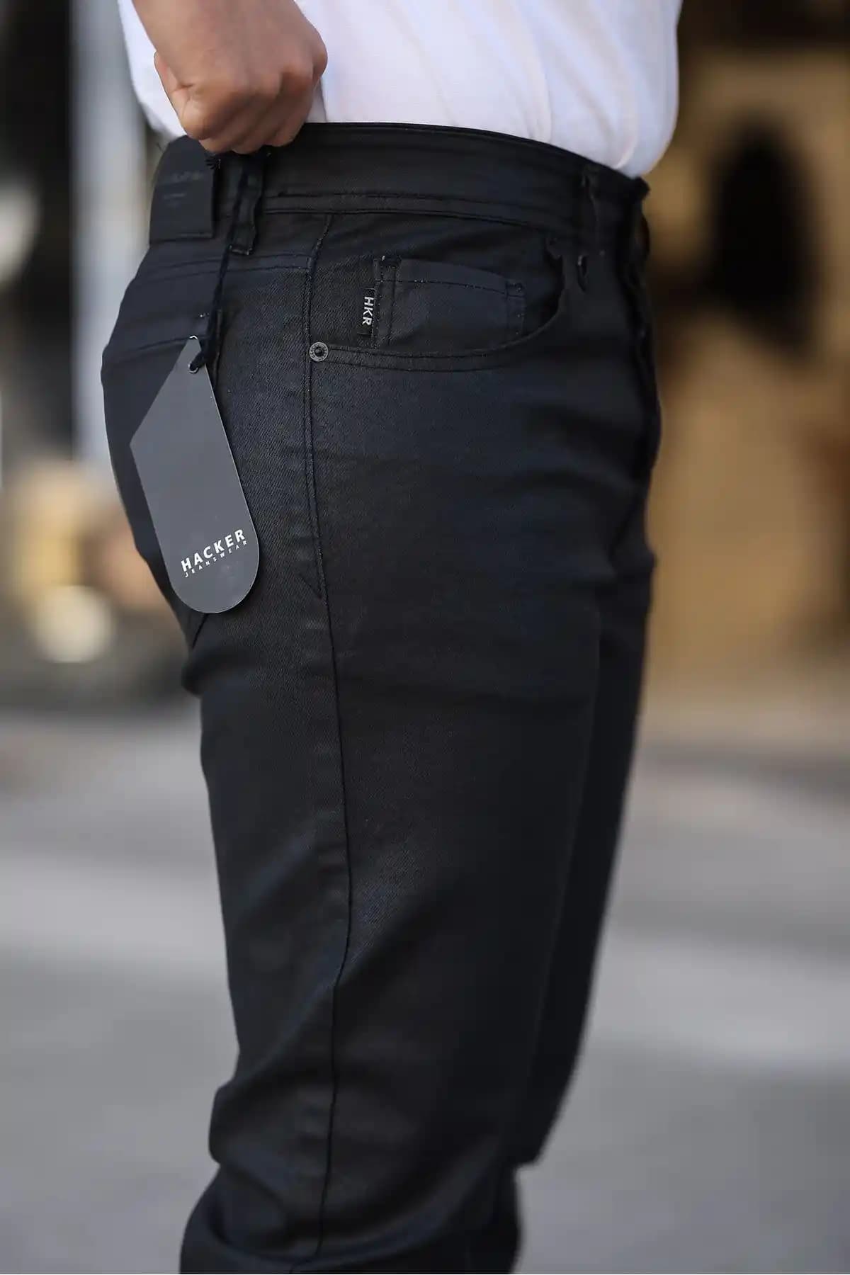 En İyi Siyah Kot Pantolon Seçimi ve Moda Dünyasındaki Yeri Hakkında Kapsamlı Rehber