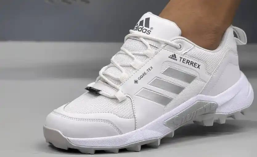 Erkek Ayakkabı Markaları ve Seçim Rehberi: Stil ve Kaliteyi Yansıtan En İyi Seçenekler