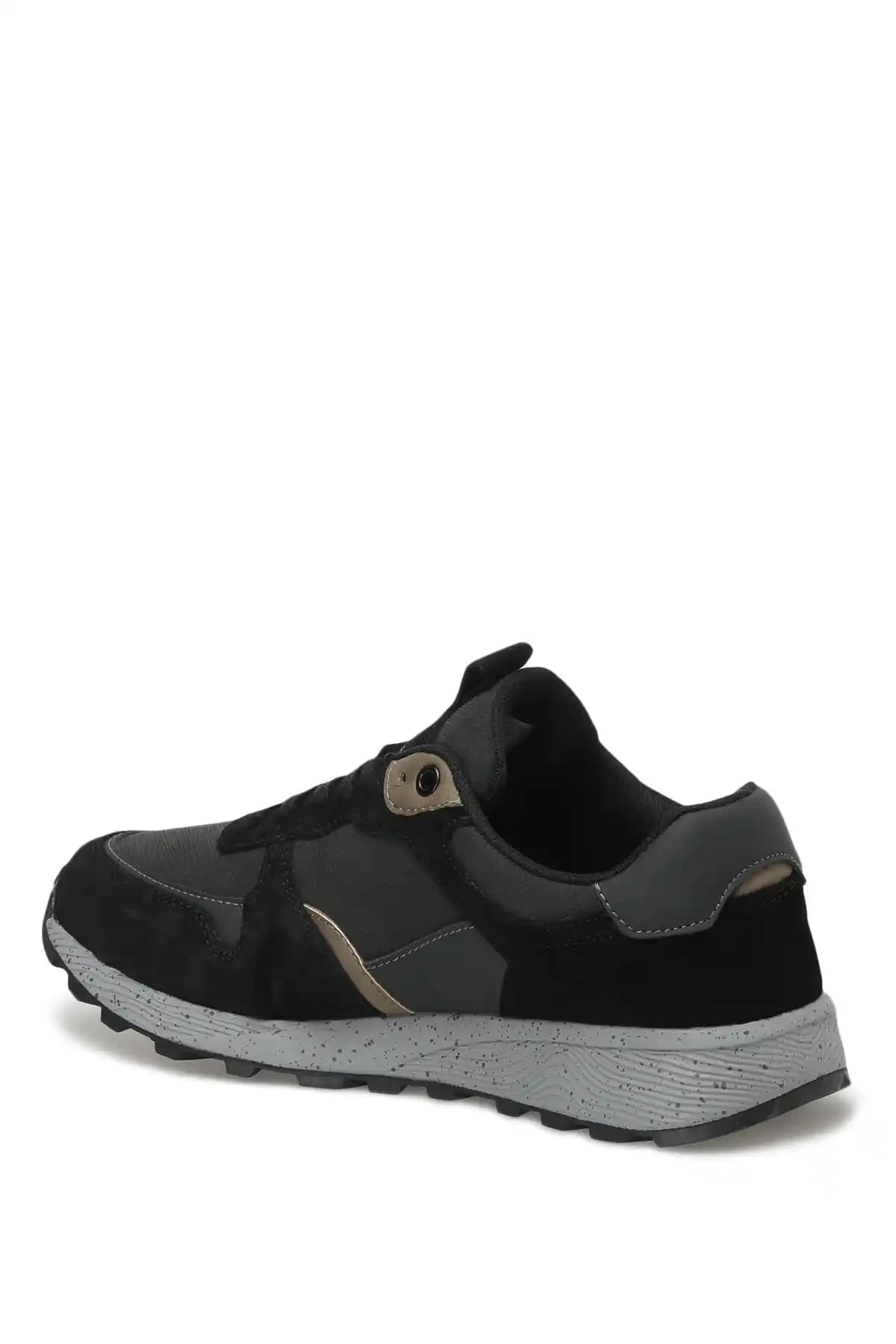 Erkek Ayakkabılarıyla Stil Sahibi Olmanın Yolu: Moda ve Fonksiyonun Buluşması