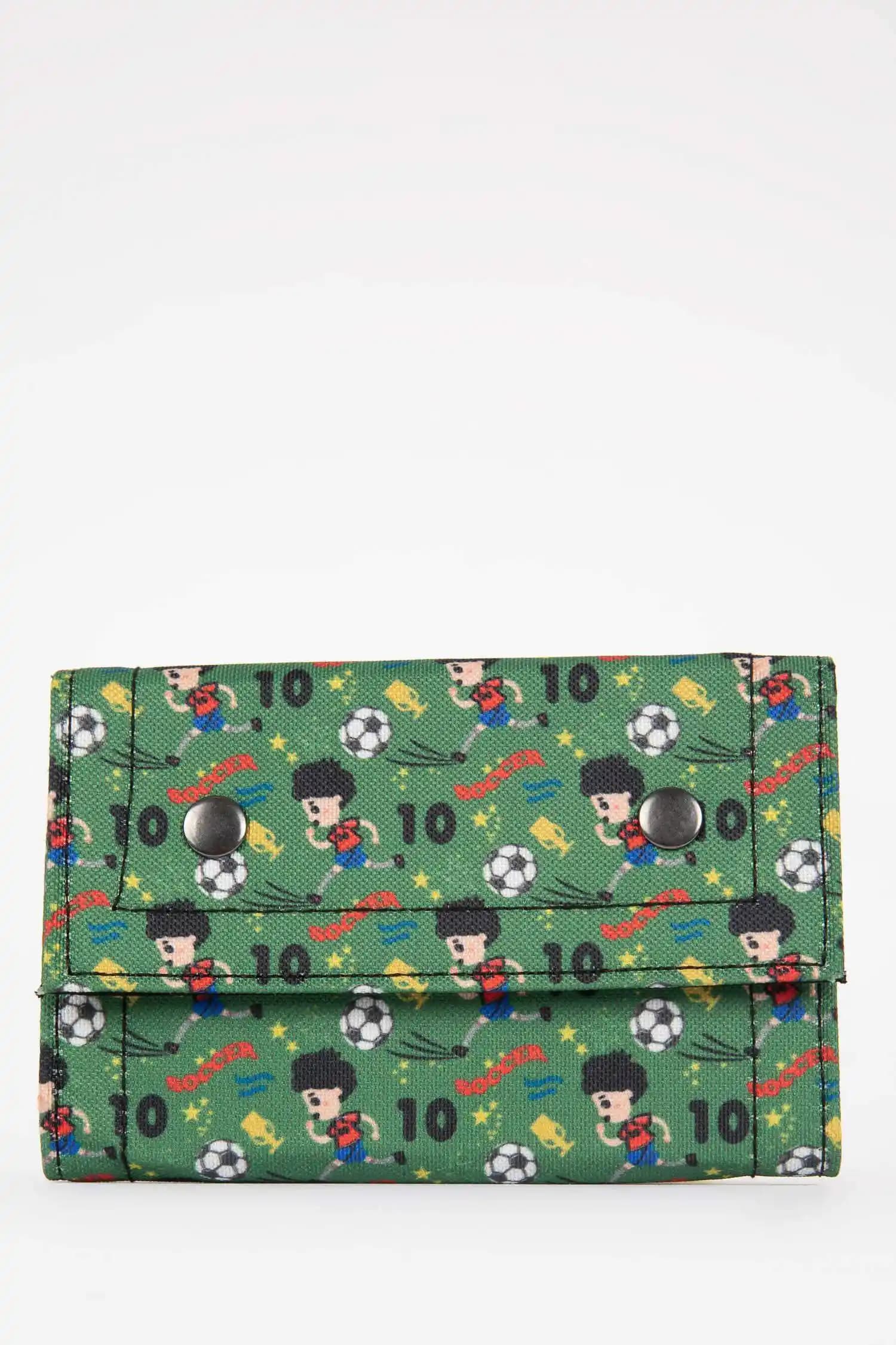 Erkek Çocuk Modasında Cüzdanların Yeri ve Güncel Trendler Hakkında Bilgi