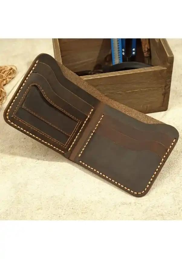 Erkek Cüzdanı Seçerken Dikkat Edilmesi Gerekenler Stil, Fonksiyon ve Kalite Rehberi