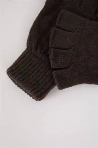 Erkek Eldiven Modelleri ve Stil İpuçları: Kış Aylarında Şıklık ve Fonksiyonellik