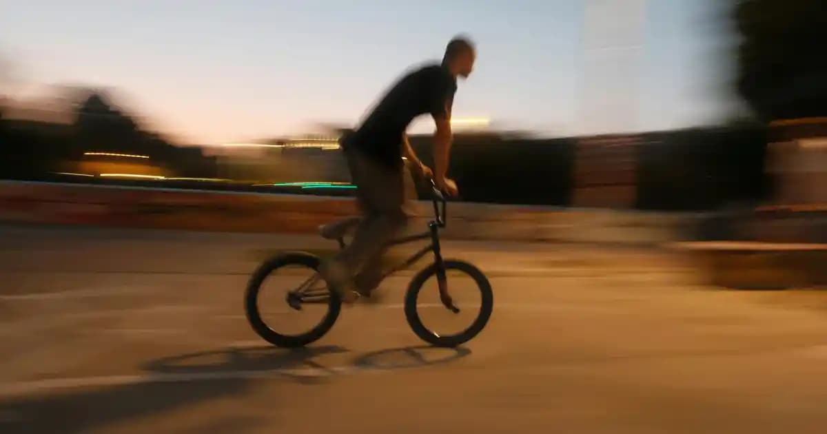 Erkek Gecelik Modelleri ve Trendleri: Konfor ve Şıklığın Buluştuğu Seçenekler