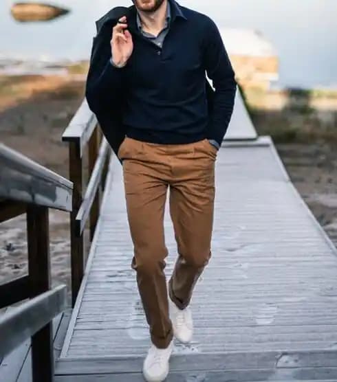 Erkek Kahverengi Pantolon Kombinleri ve Stil İpuçları Günlük ve Resmi Kullanım İçin