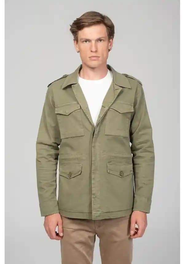 Erkek Pamuk Ceketleri: Moda ve Konforun Birleştiği Güncel Trendler ve Kombinasyonlar