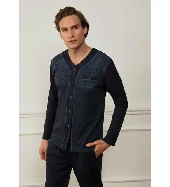 Erkek Pijama Modasında Güncel Trendler ve Stil İpuçları 2023